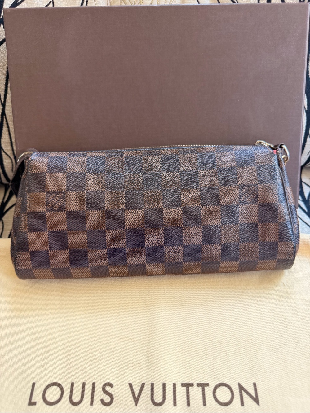 Louis Vuitton Eva Damier Ebene Brown Crossbody Chain Clutch Bag -original owner - Picture 2 of 12